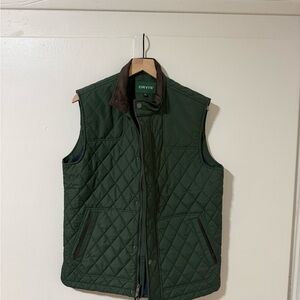 Orvis Quilted Vest in Forest Green with Brown Corduroy Collar
